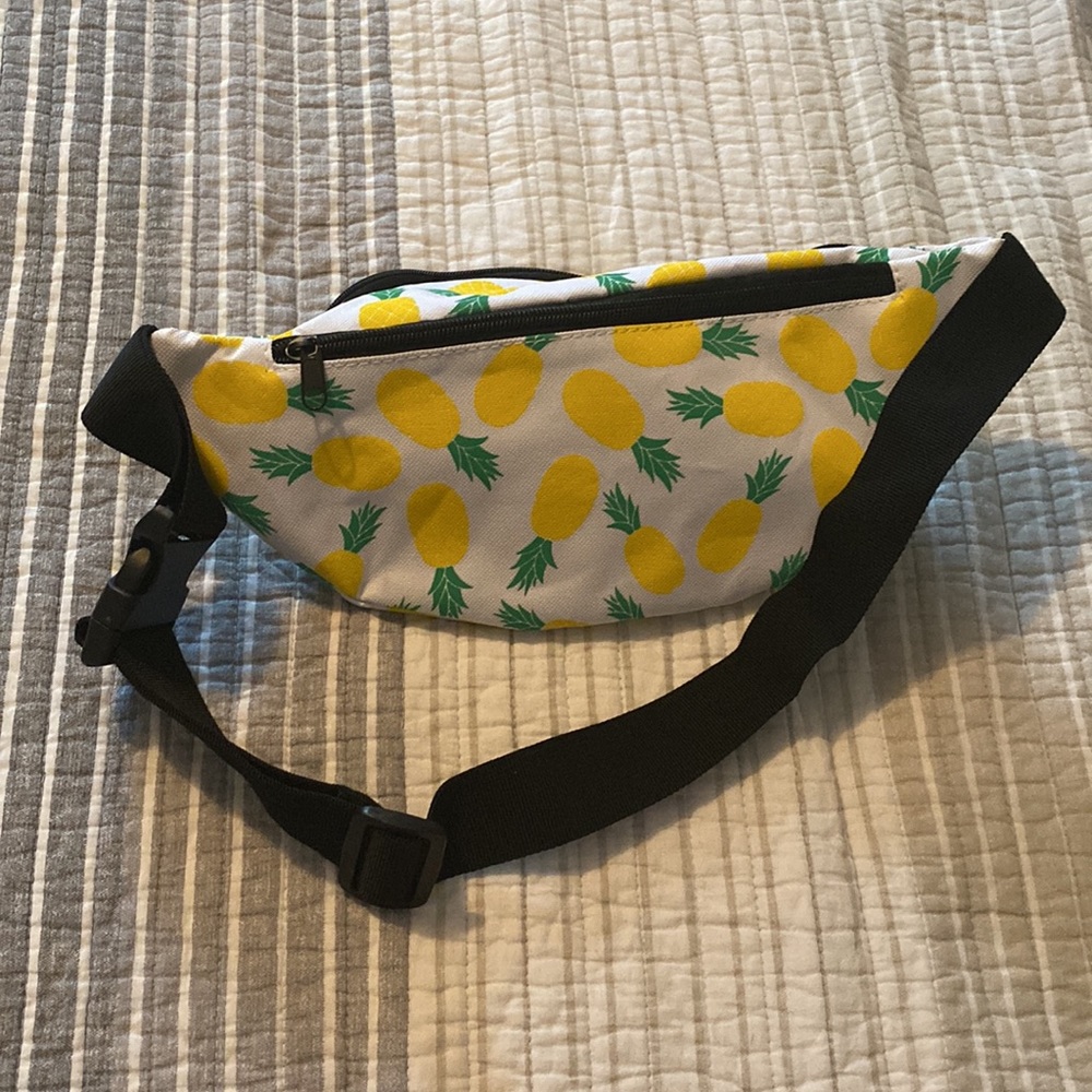 Belt bag - Picture 2 of 3